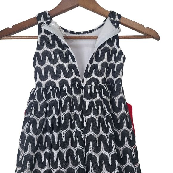 Love U Lots Girls Sleeveless Geo Dress Size 4T Black and White with Red Ribbon - Picture 10 of 12